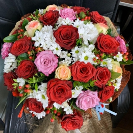 Erzurum Çiçekçi Renkli Güller ve Kır Çiçekleri 