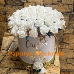  Erzurum Çiçek - Lataeks Beyaz Güller 